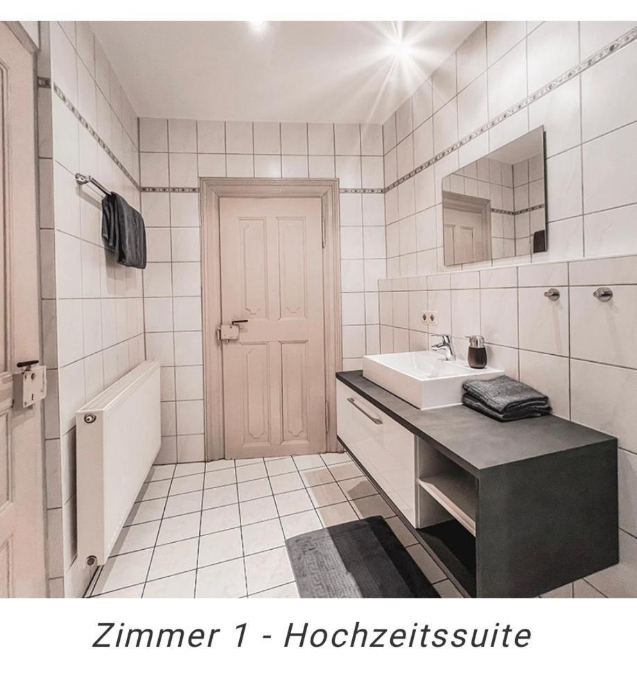 Hotel Weinstube Am Markt Gerolzhofen Bagian luar foto