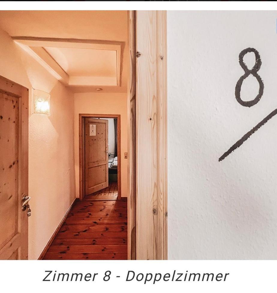 Hotel Weinstube Am Markt Gerolzhofen Bagian luar foto