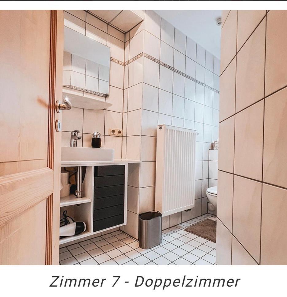 Hotel Weinstube Am Markt Gerolzhofen Bagian luar foto